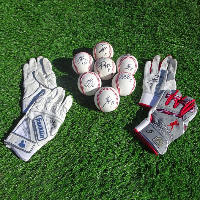 プロ野球・サッカー選手たちの活躍に期待!